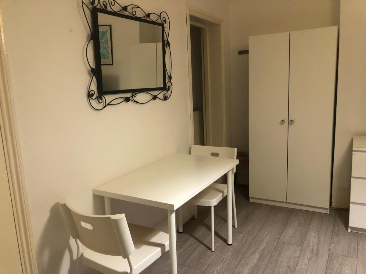 Oyo 94 Bricklane Studio Flats Hotel London Luaran gambar