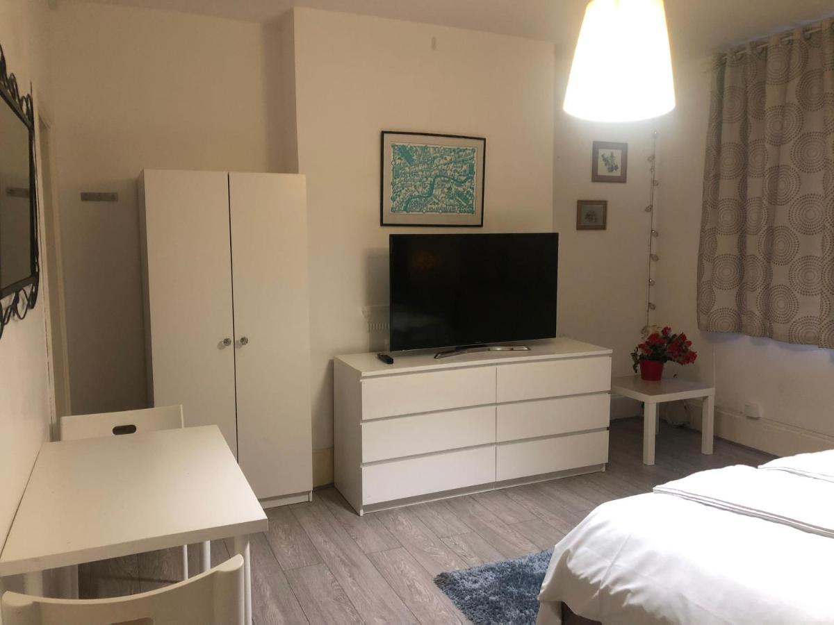 Oyo 94 Bricklane Studio Flats Hotel London Luaran gambar